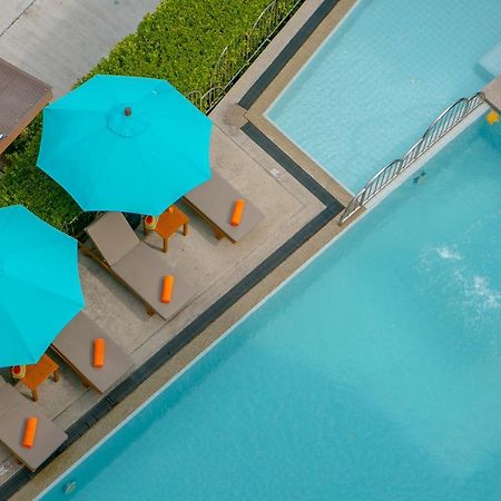 Recenta Suite Phuket Suanluang Экстерьер фото