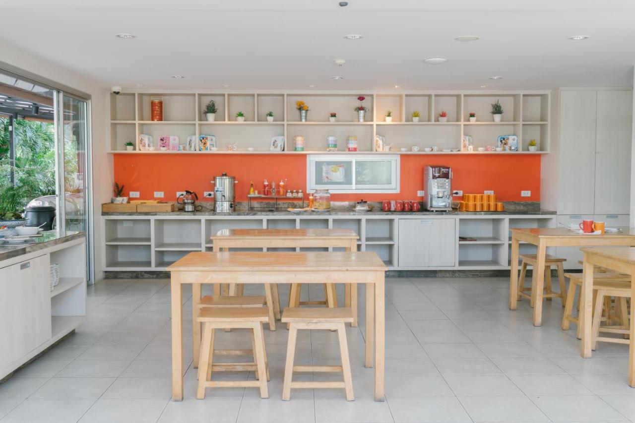 Recenta Suite Phuket Suanluang Экстерьер фото